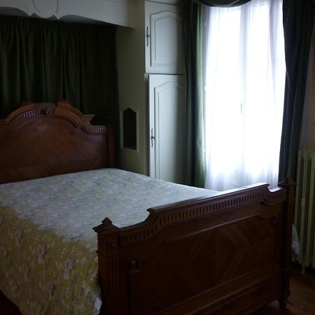 Chambres D'Hotes Le Jardin D'Alice Le Tilleul Exterior foto