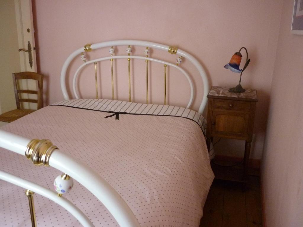 Chambres D'Hotes Le Jardin D'Alice Le Tilleul Habitación foto