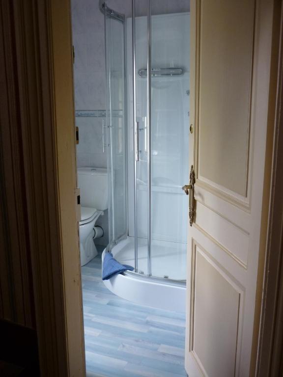 Chambres D'Hotes Le Jardin D'Alice Le Tilleul Habitación foto